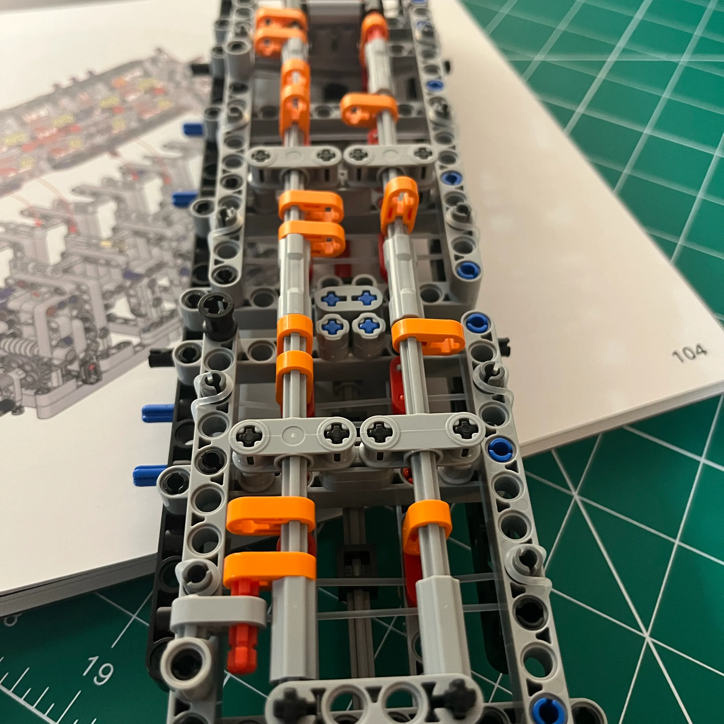 NifeliZ L6 Model Engine