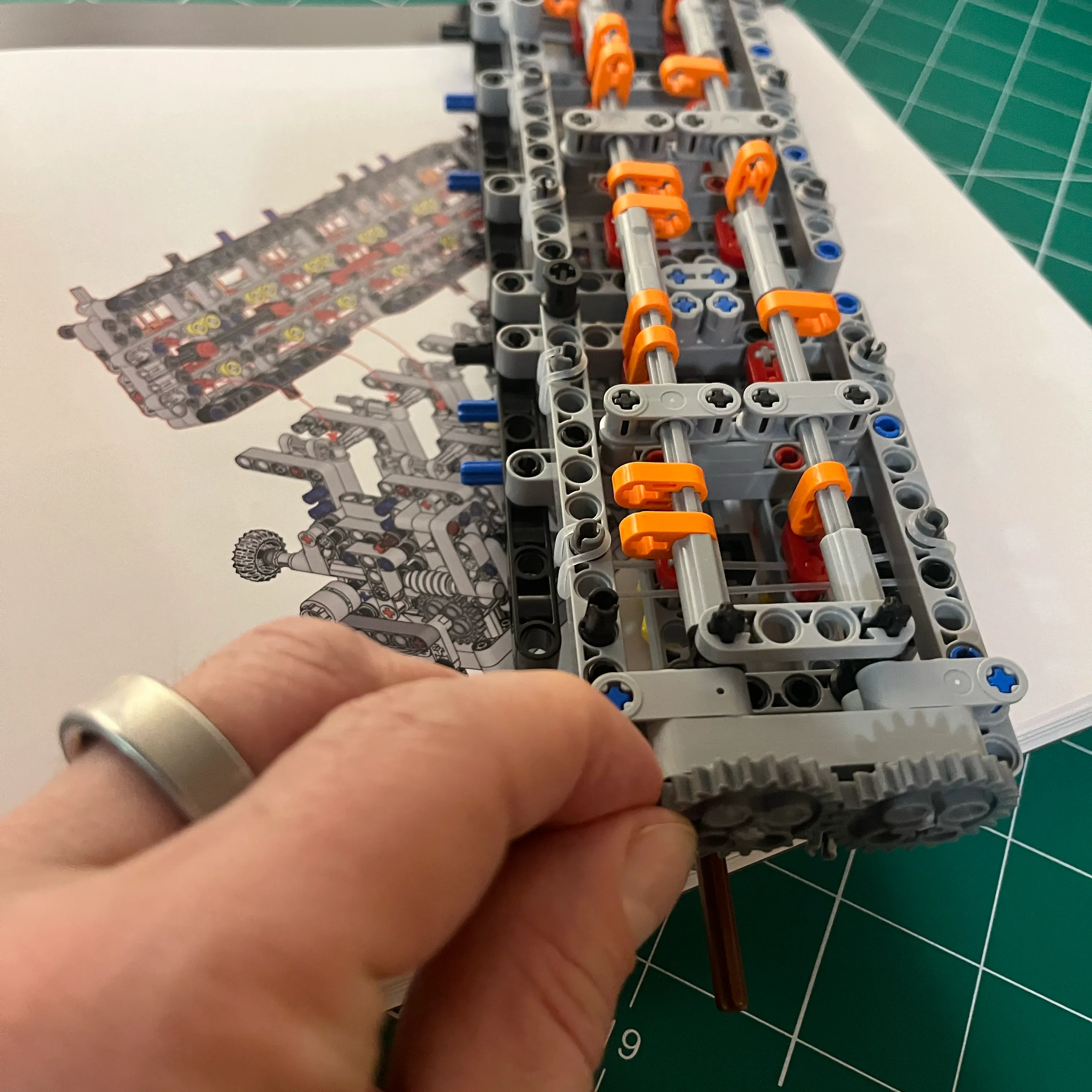 NifeliZ L6 Model Engine