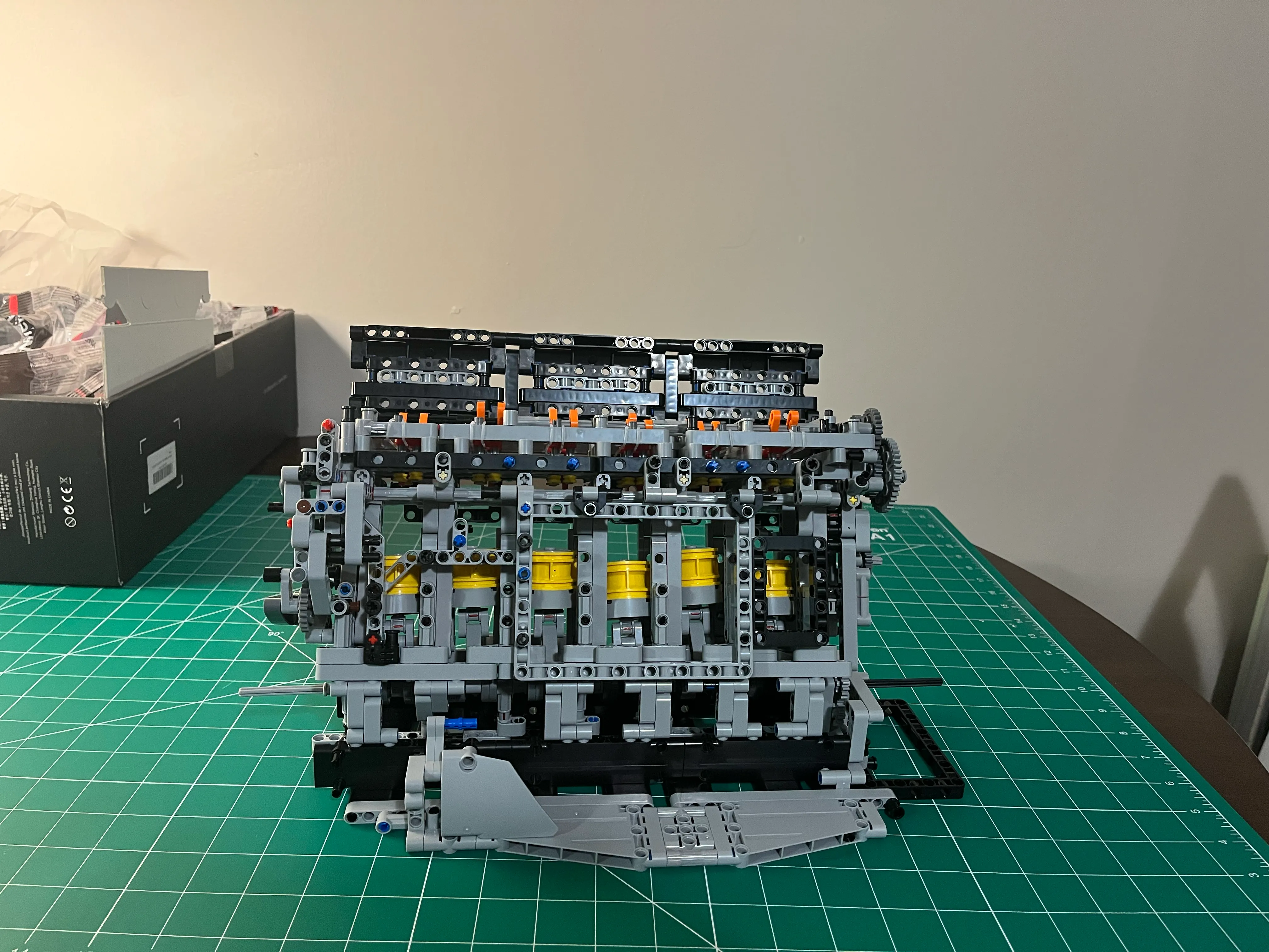 NifeliZ L6 Model Engine