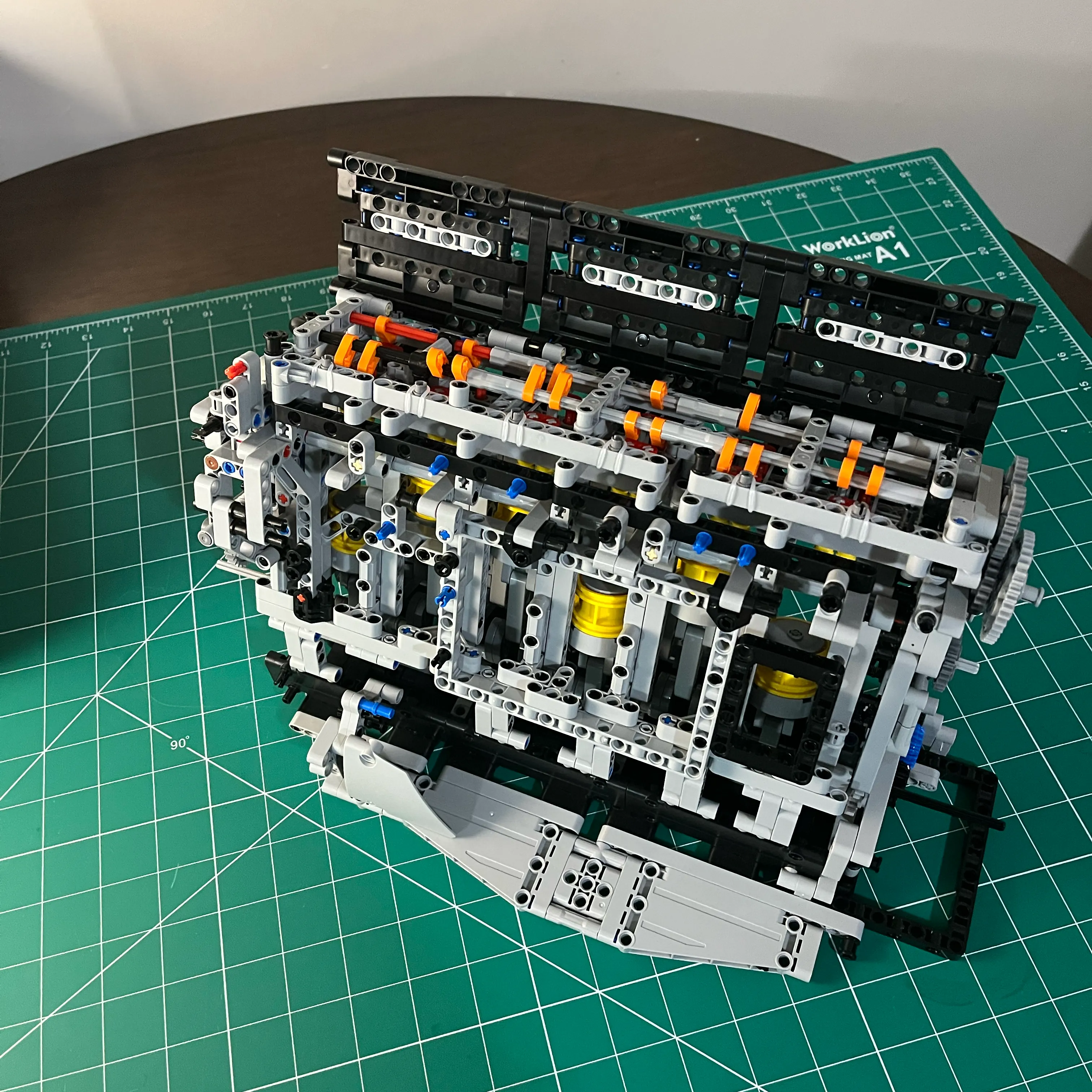 NifeliZ L6 Model Engine
