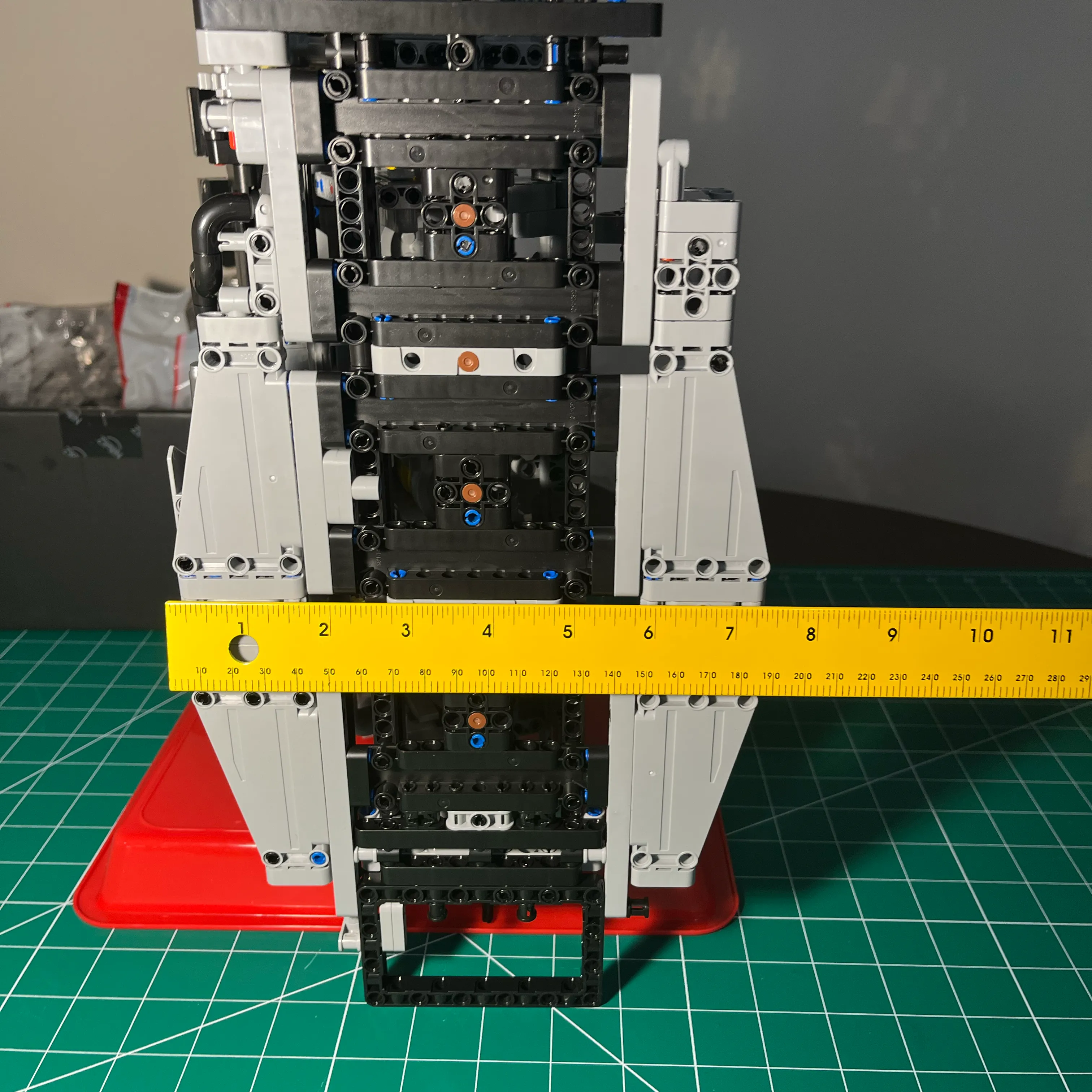 NifeliZ L6 Model Engine