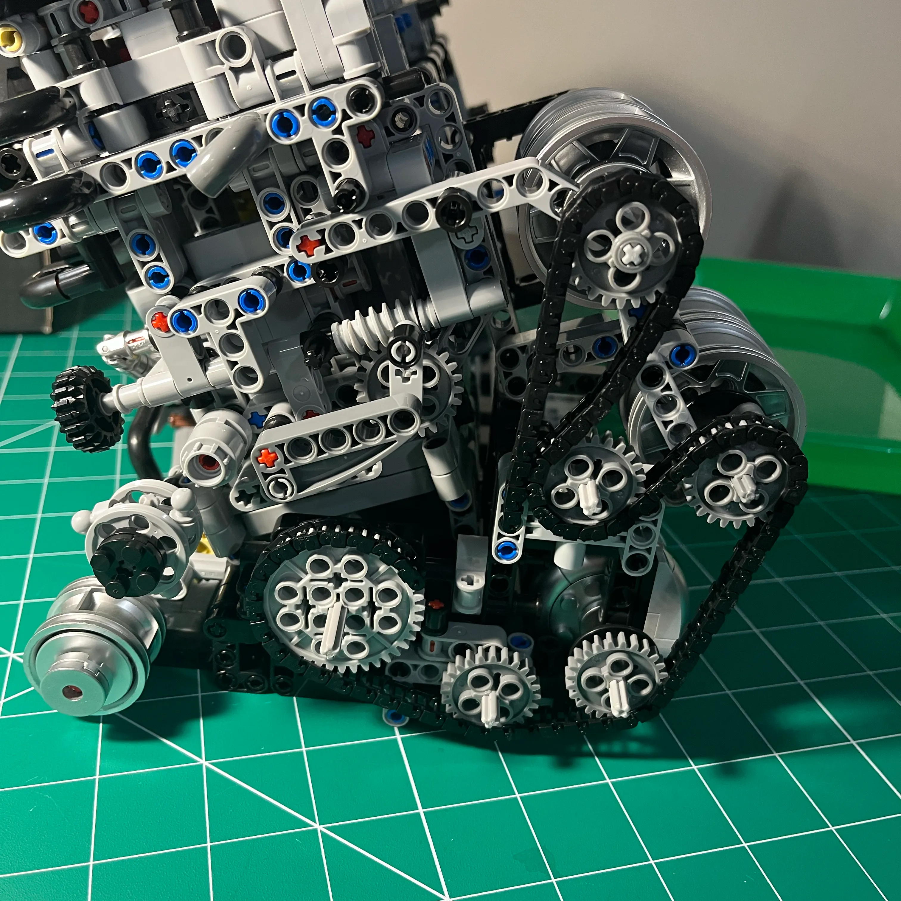 NifeliZ L6 Model Engine