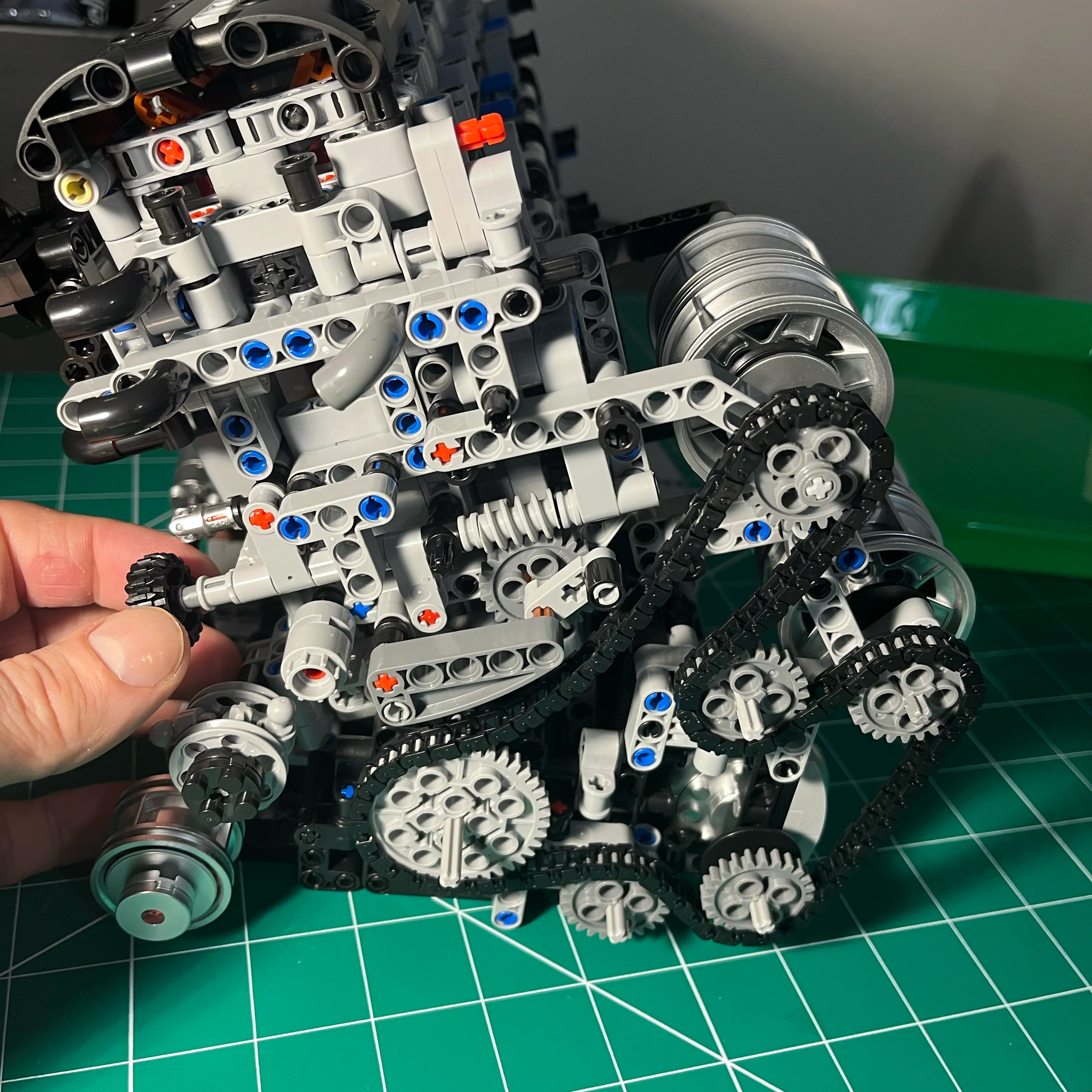 NifeliZ L6 Model Engine