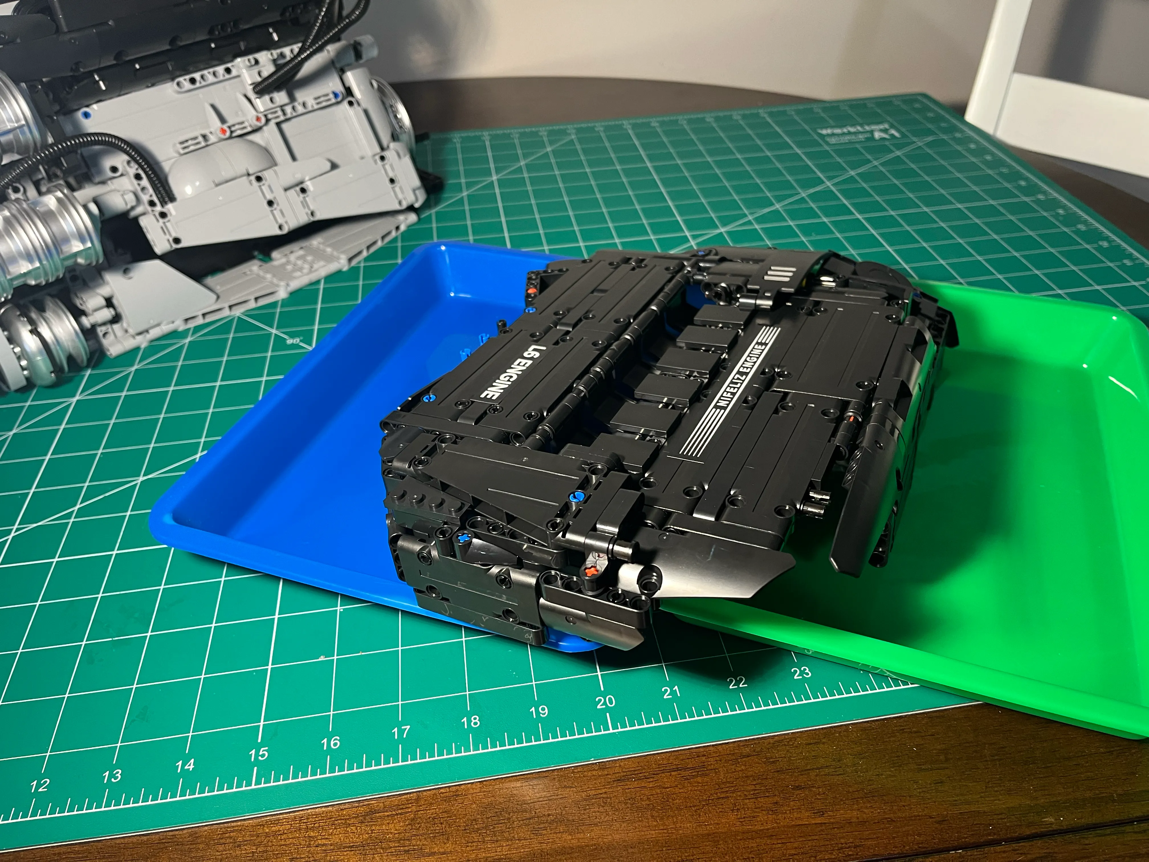 NifeliZ L6 Model Engine