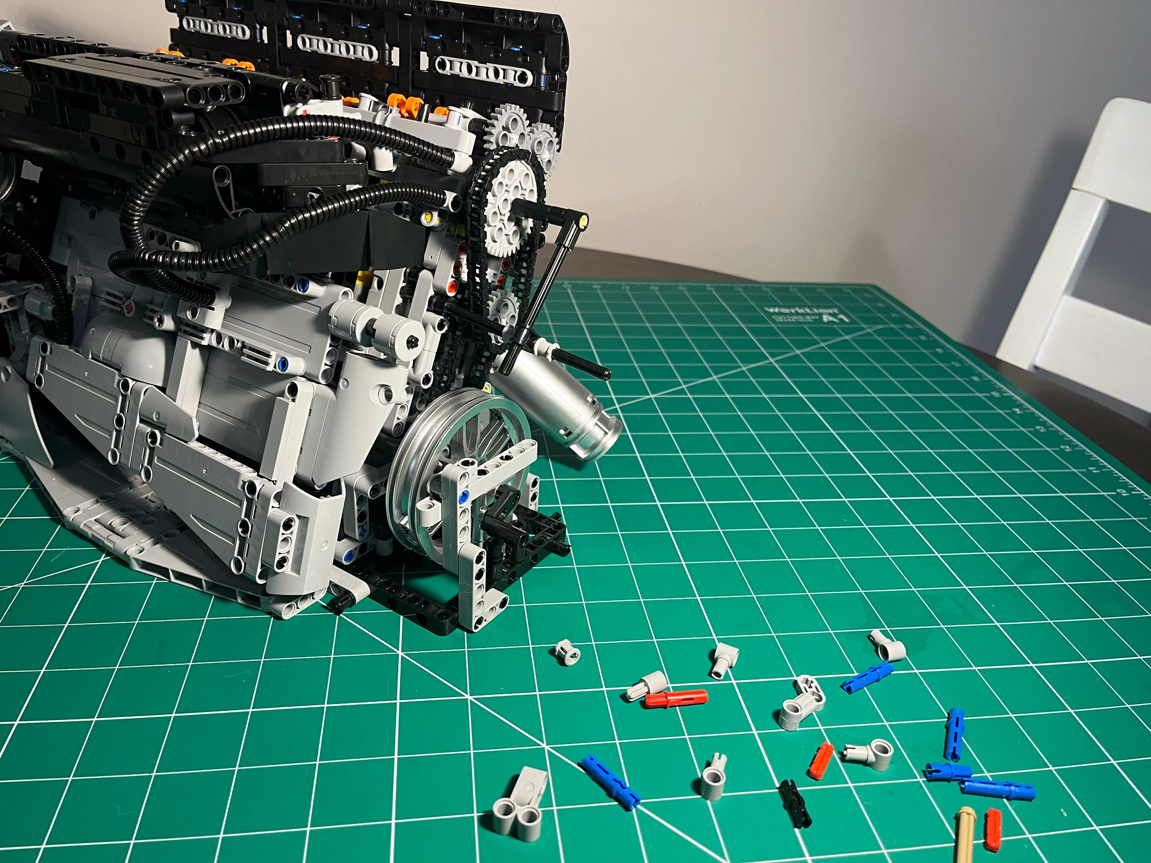 NifeliZ L6 Model Engine