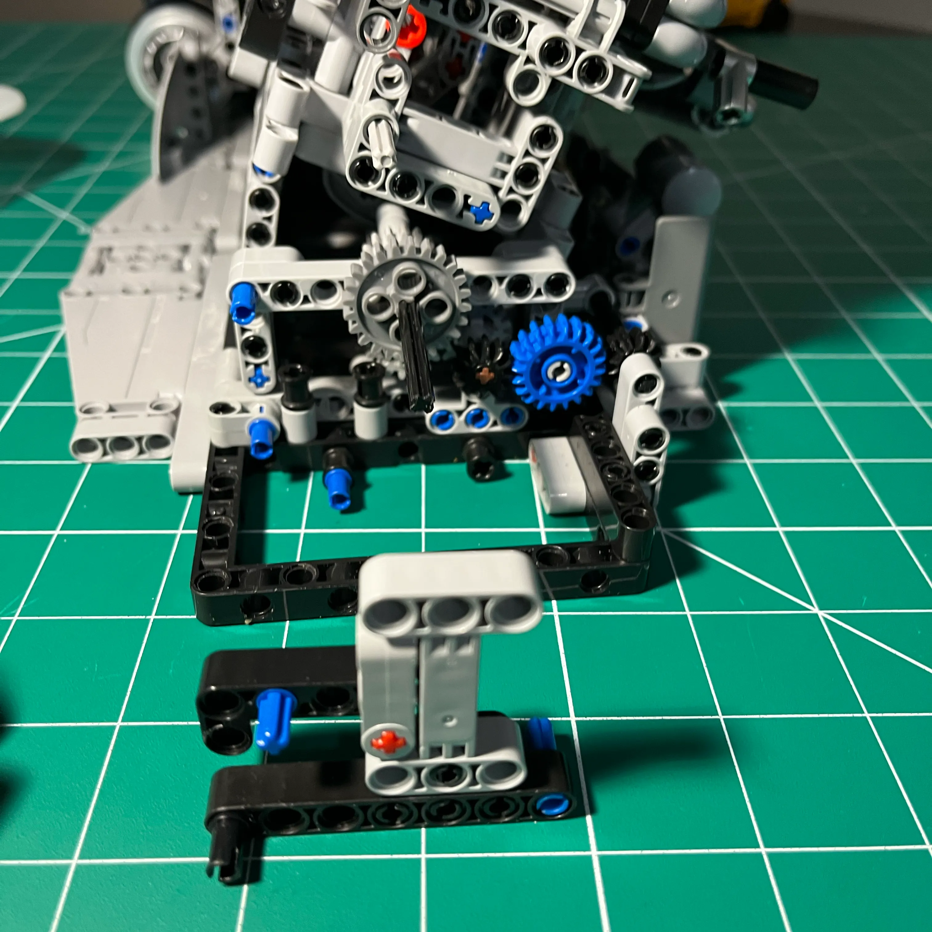 NifeliZ L6 Model Engine