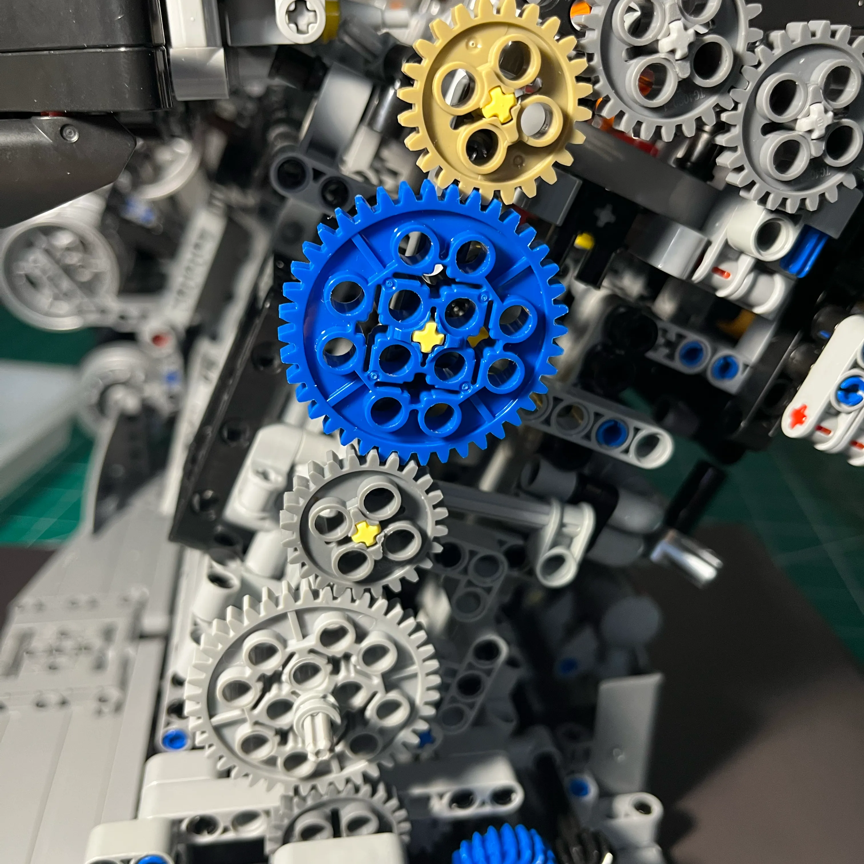 NifeliZ L6 Model Engine