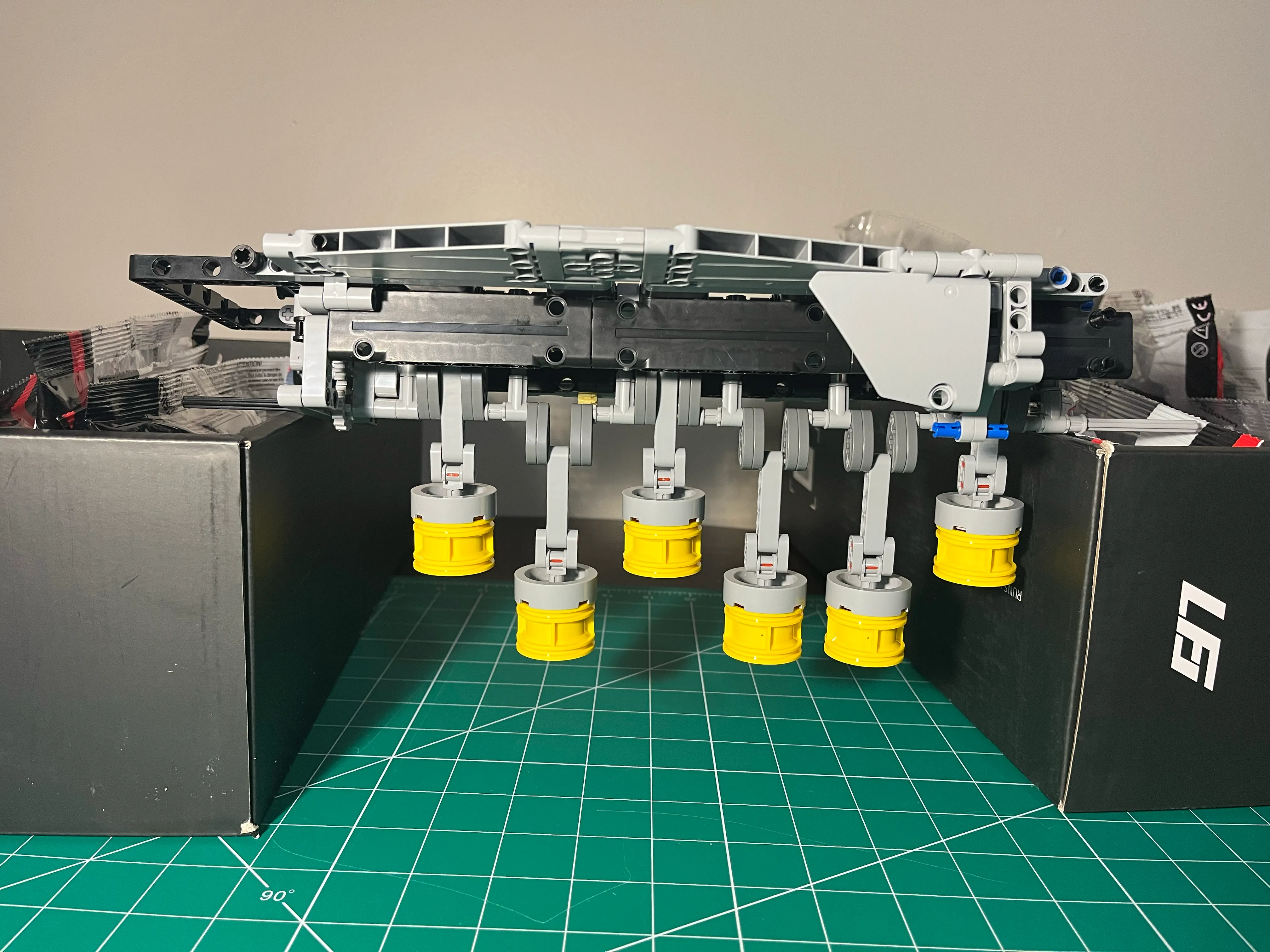 NifeliZ L6 Model Engine